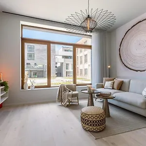 https://brand-new-luxurious-flat-very-close-to-the-sea.bruges-hotels.info