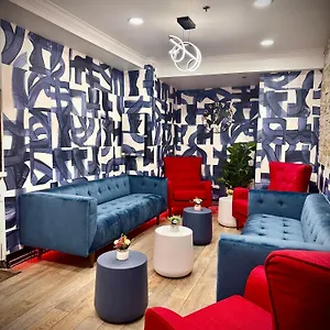 Royal Oak 2* Toronto