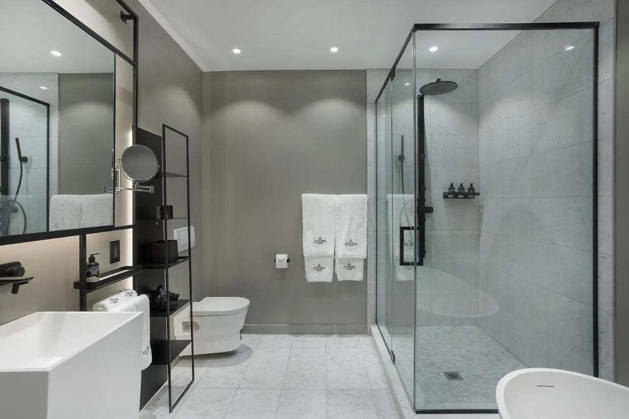 Hotel St-Thomas Montreal 4*,