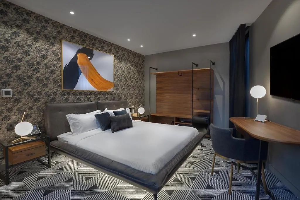 Hotel St-Thomas Montreal